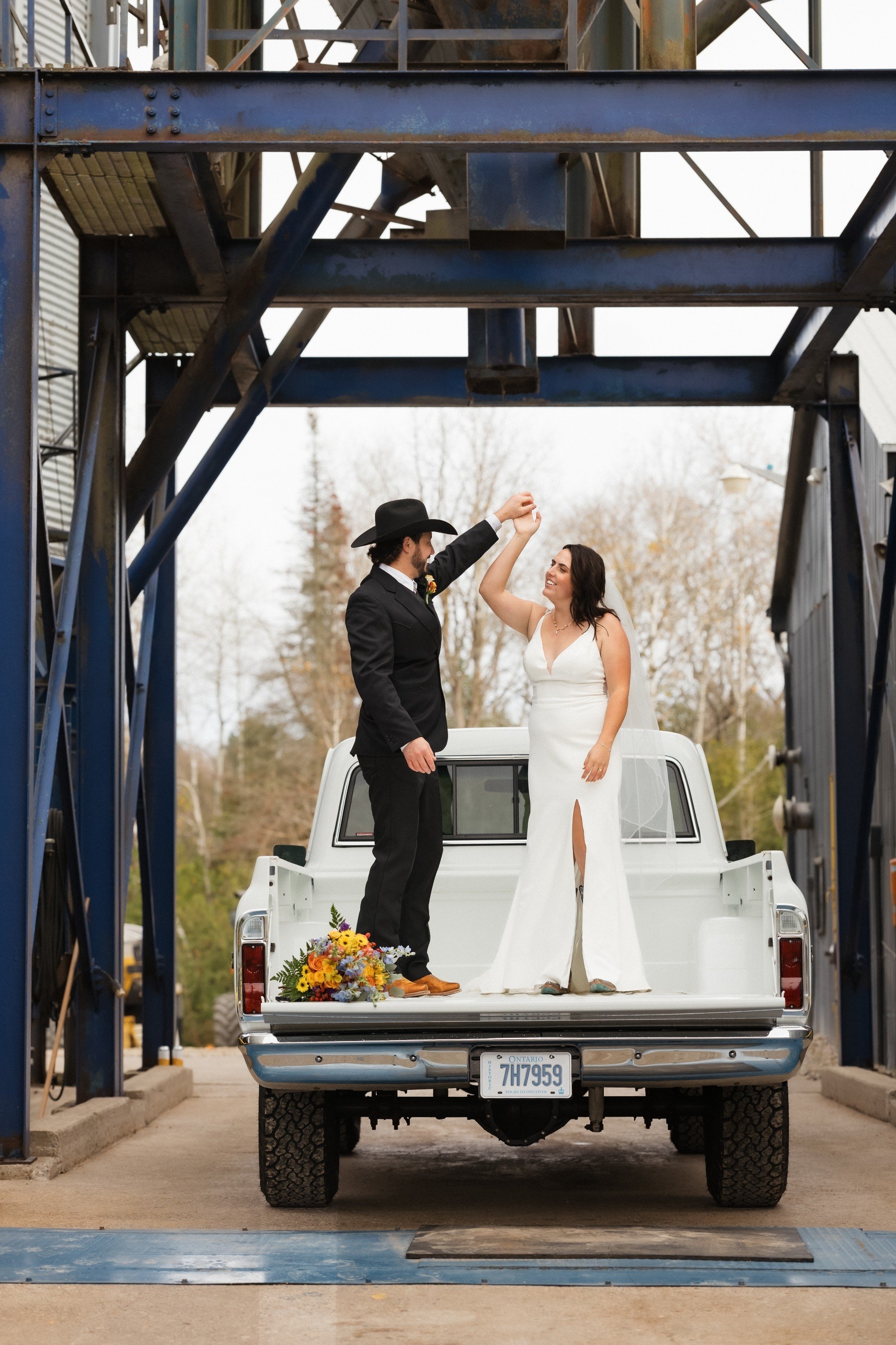 carousel-hero-element image-3